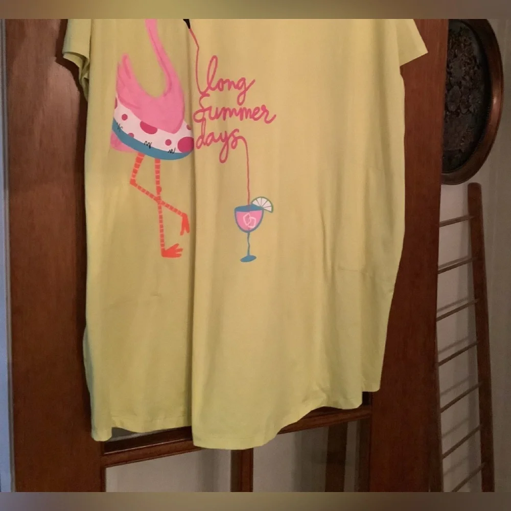 BNWOT Secret treasures fun, loving flamingo, Nightshirt size 2 to 3X - Picture 2 of 10